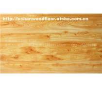 东方门地高山榆木满面齿仿古浮雕地板 西域风光与奥地利古城的工艺融合